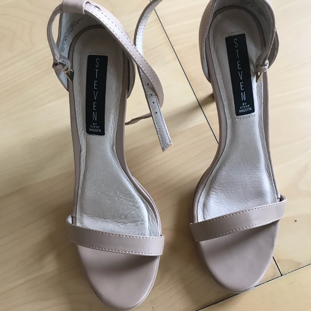 Steve Madden Sandals